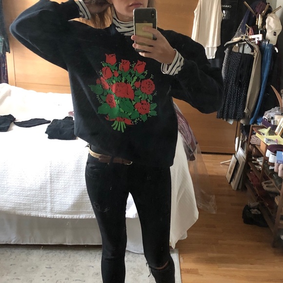 Vintage Ocean City Roses Oversized Sweatshirt - Picture 6 of 8